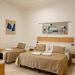 Hotiday Centro 酒店